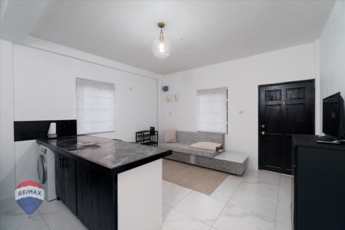 Calliste 2 Bed Apartment- Unit B