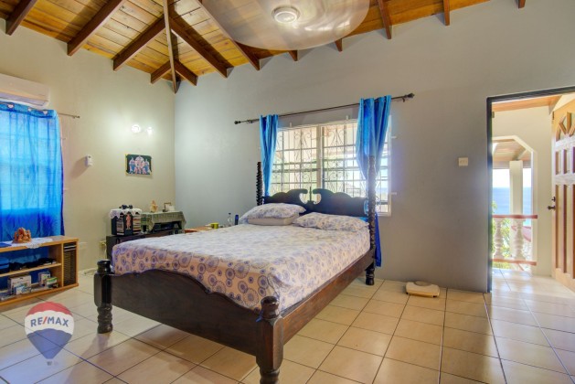 18-SOS4368_69_70_71_72