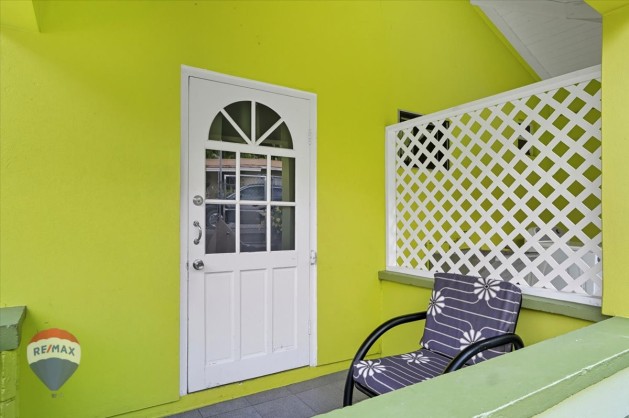 03-Circular Drive_-11