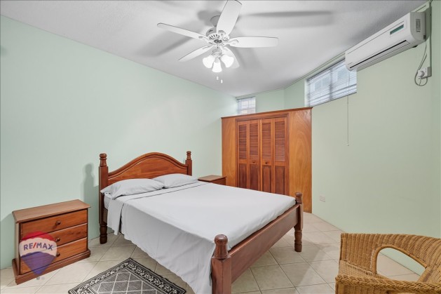 22-Point View Drive-10