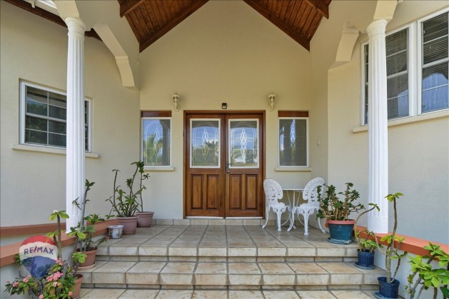 28-Point View Drive-39