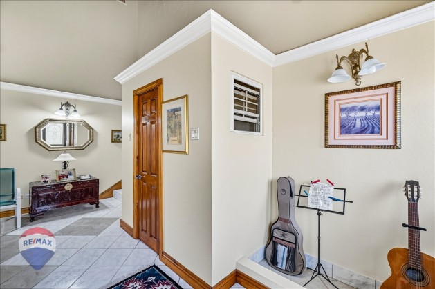 30-Point View Drive-25