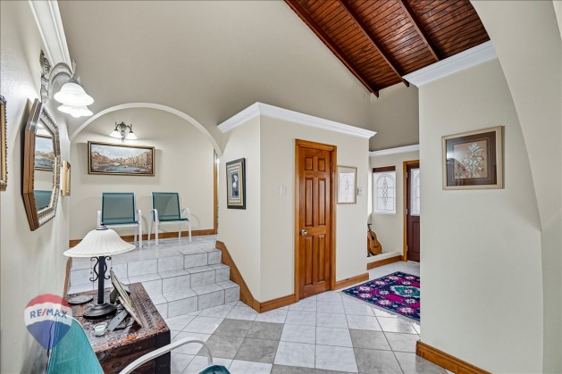 31-Point View Drive-26