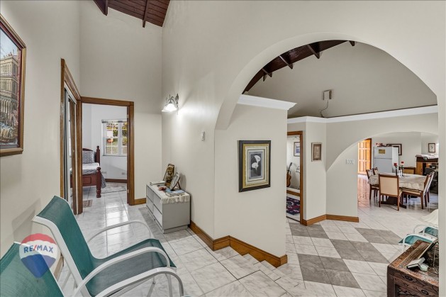 32-Point View Drive-23