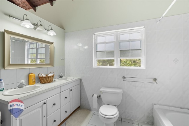 38-Point View Drive-19