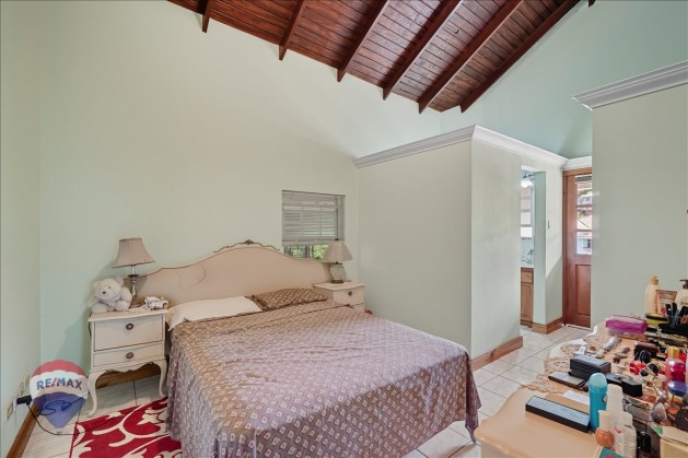 39-Point View Drive-20