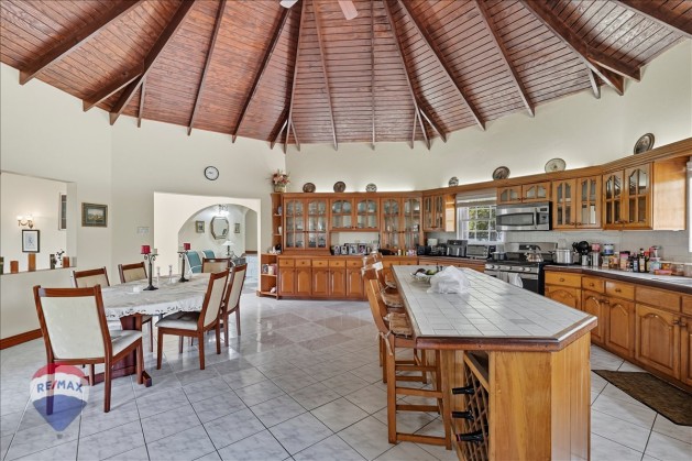 43-Point View Drive-28