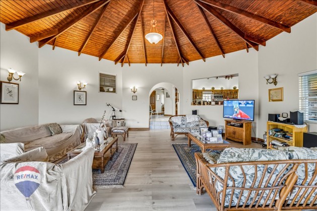 48-Point View Drive-33