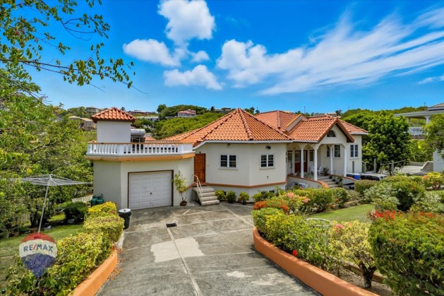 01-Point View Drive-38