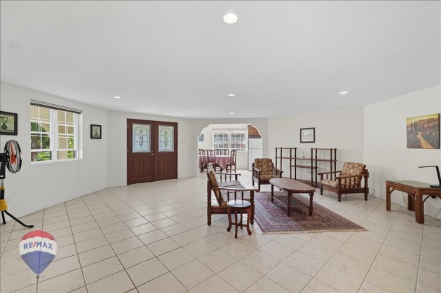 17-Point View Drive-2