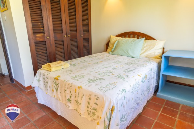 _HUT6318-Enhanced-NR