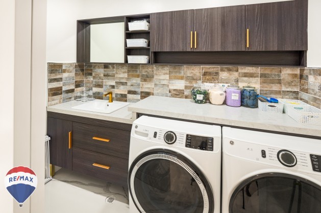 DSC03375-56-Enhanced-SR-35-17